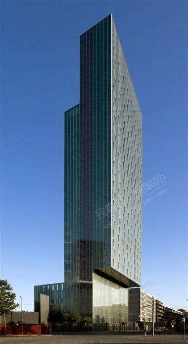 Melia Barcelona SkyThe Building